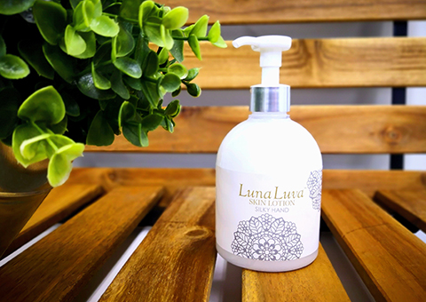 LunaLuva(ルナルーヴァ）SKIN LOTION SILKY HAND